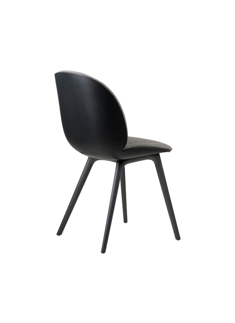 Beetle Dining Chair, Front Upholstered by GUBI in Remix 3, Kvadrat (152, Standard), Black, Black – product photo 2 of 6
