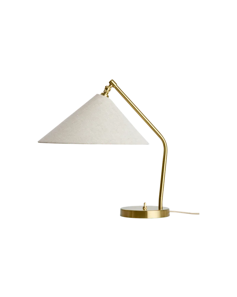 Gräshoppa Table Lamp, Fabric Shade von GUBI in Canvas, EU – Produktfoto