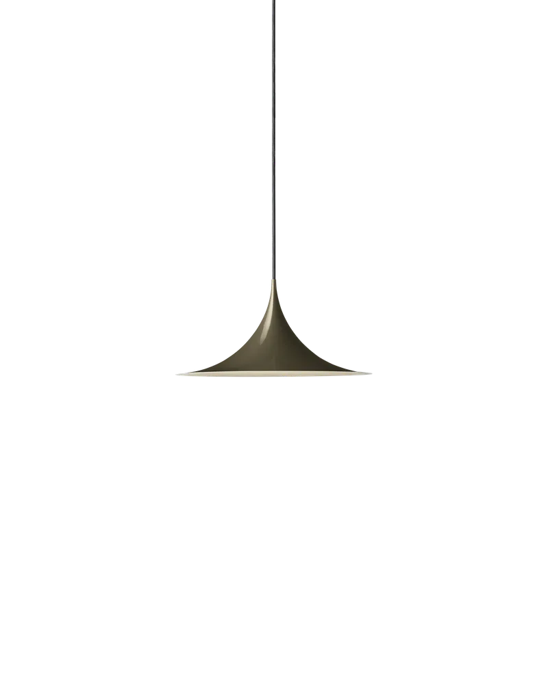 Semi Pendant van GUBI in Dark Cocoa Glossy, Ø30 × 15 cm, EU – productfoto