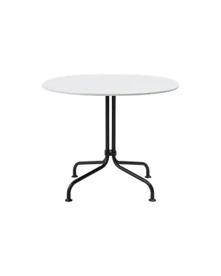 Carmel Bistro Lounge Table von GUBI in Clam White, Black Semi Matt, 75 × 75 cm – Produktfoto 4 von 4