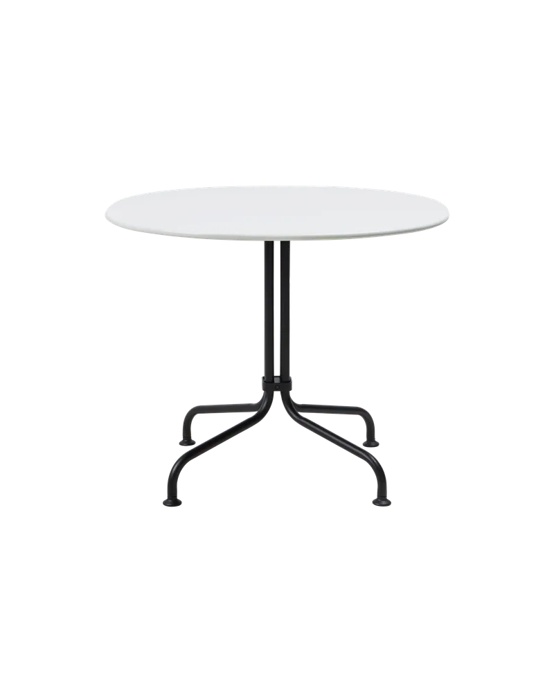 Carmel Bistro Lounge Table von GUBI in Clam White, Black Semi Matt, 75 × 75 cm – Produktfoto 4 von 4