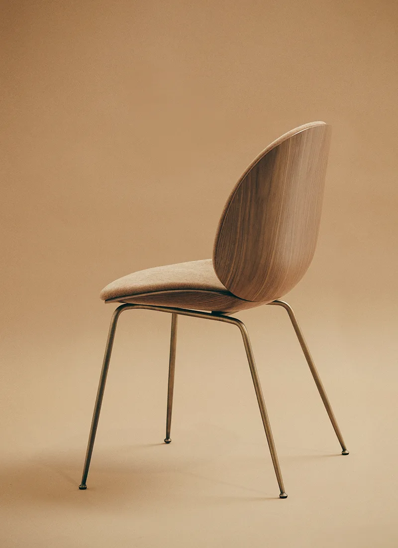 Beetle Dining Chair, 3D Veneer & Front Upholstered by GUBI in Belsuede Special FR, Dedar (132, Standard), Antique Brass, American Walnut Semi Matt Lacquered, GLOBAL – interior photo 3 of 6