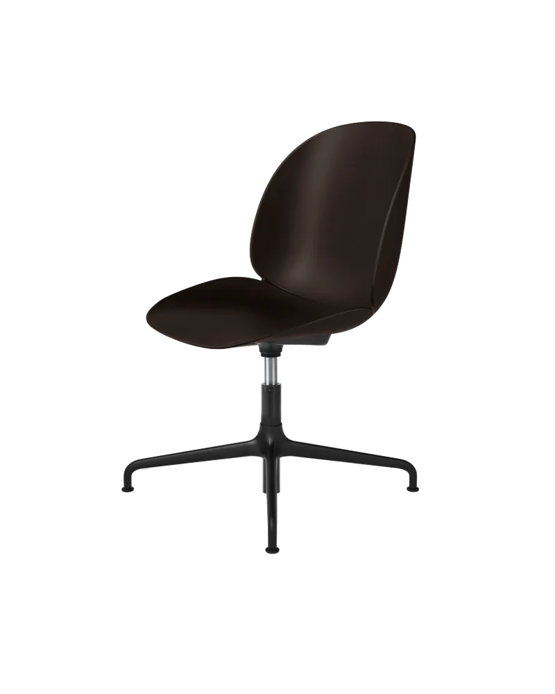 Beetle Meeting Chair, Un-Upholstered de GUBI en Mocha Brown, Height adjustable 4-star base – photo du produit 3 sur 3