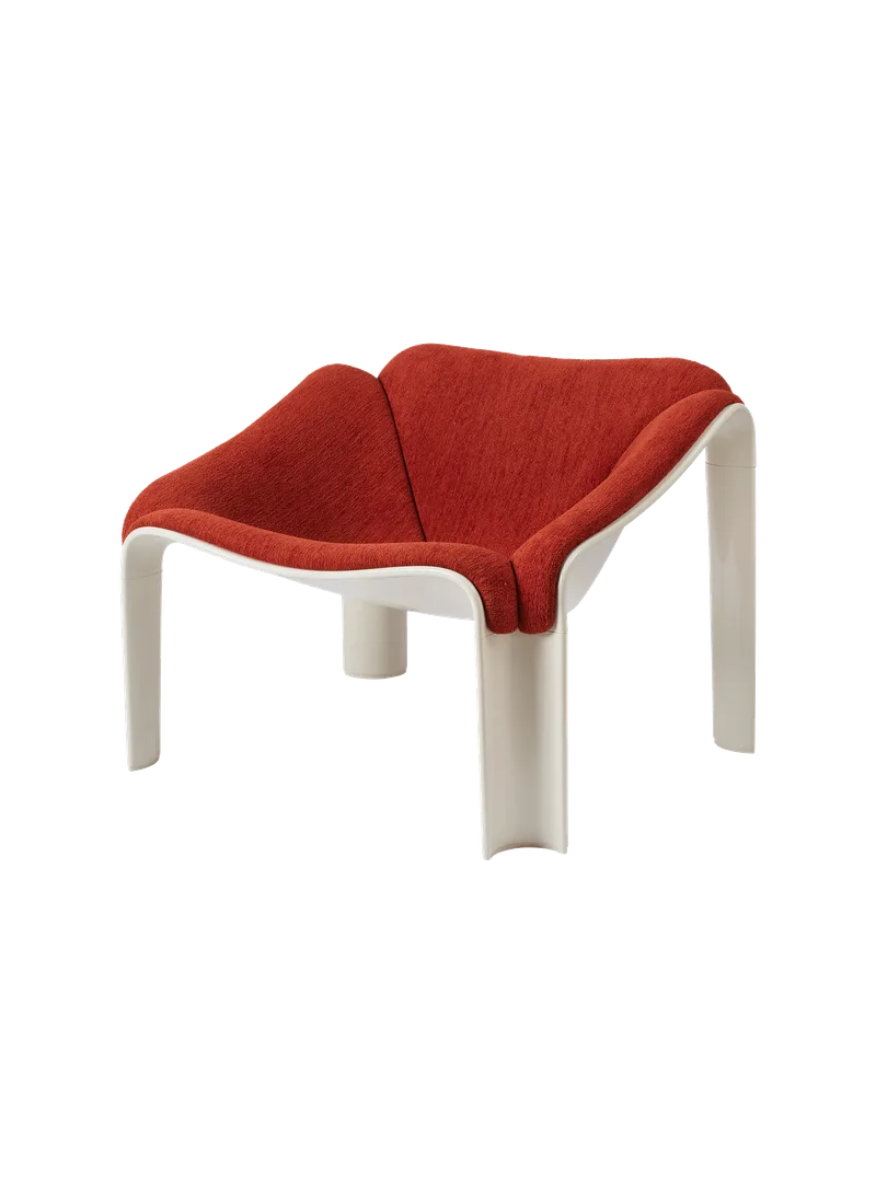 F300 Lounge Chair van GUBI in Alouette, Dedar (006, Standard), Alabaster White – productfoto
