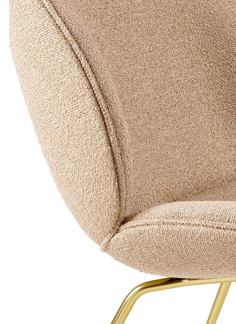 Beetle Lounge Chair by GUBI in Around Bouclé, Dedar (004, Standard), Brass Semi Matt – product photo 3 of 6