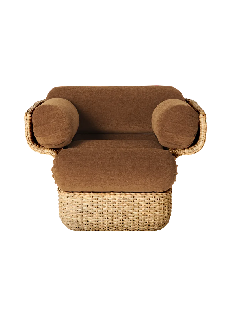 Basket Lounge Chair by GUBI in Belsuede Special FR, Dedar (003, Standard), Rattan – product photo 2 of 5