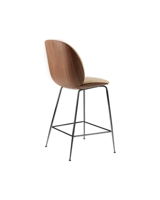 Beetle Counter Chair, 3D Veneer & Front Upholstered von GUBI in American Walnut Semi Matt Lacquered, Black Chrome, Flair Special FR, Dedar (134, Standard) – Produktfoto 1 von 2