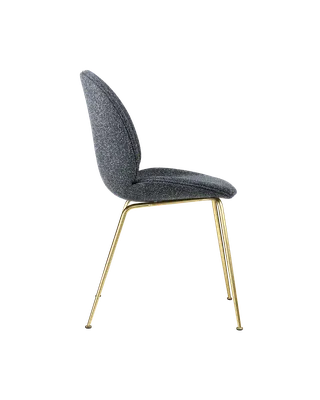 Beetle Dining Chair, Fully Upholstered von GUBI in Around Bouclé, Dedar (023, Standard), Conic base, Brass Semi Matt – Produktfoto 2 von 5