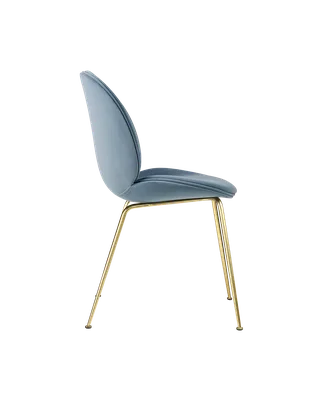 Beetle Dining Chair, Fully Upholstered van GUBI in Sunday, Dedar (002, Standard), Conic base, Brass Semi Matt – productfoto 4 van 5