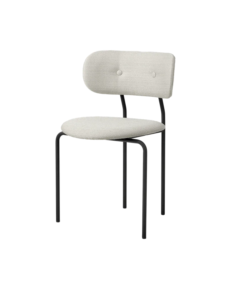 Coco Dining Chair, Fully Upholstered van GUBI in Eero Special FR, Dedar (106, Standard), Black, Matt Black – productfoto