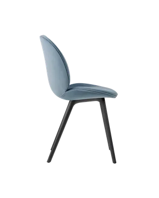 Beetle Dining Chair, Fully Upholstered von GUBI in Sunday, Dedar (002, Standard), Plastic base, Black – Produktfoto 2 von 5