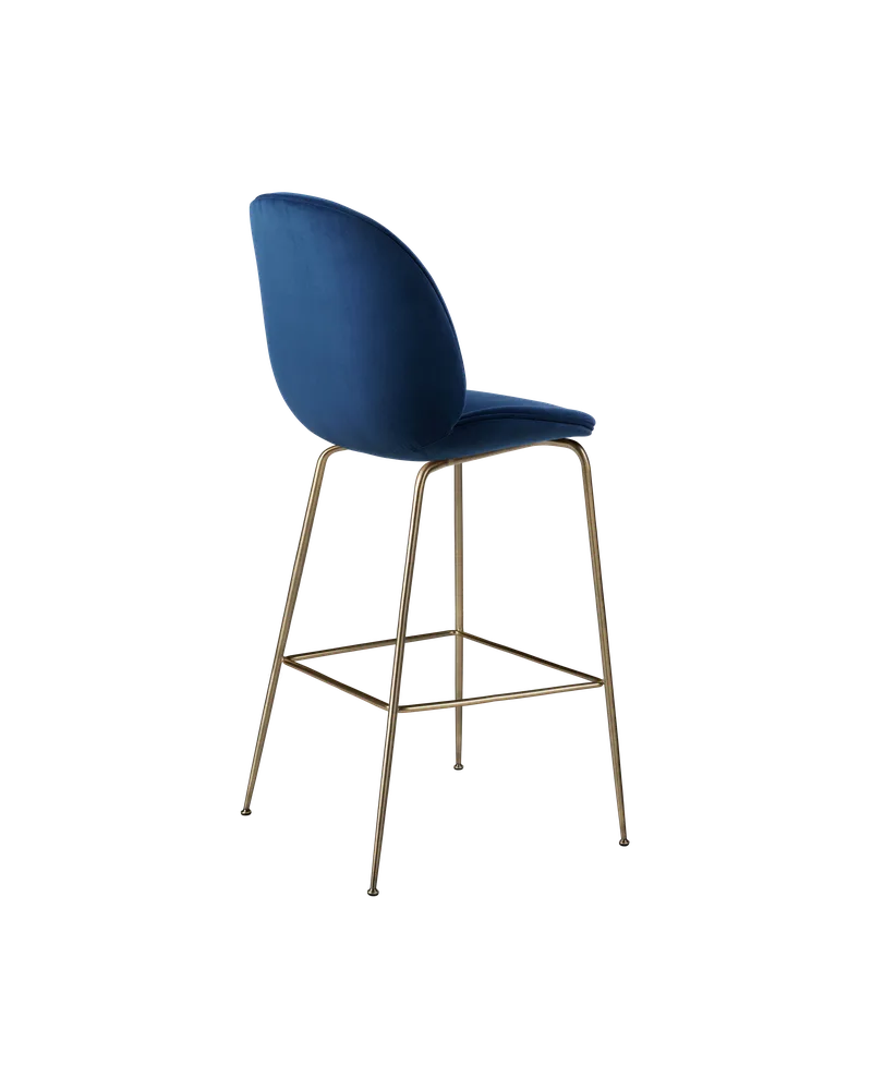 Beetle Bar Chair, Fully Upholstered von GUBI in Sunday, Dedar (003, Standard), Antique Brass, Conic base – Produktfoto 1 von 4