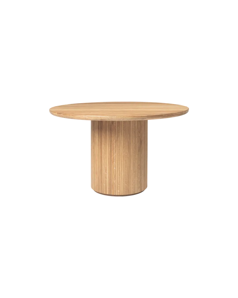 Moon Dining Table, Round van GUBI in Solid Oak Oiled, Solid Oak Oiled, Ø120 cm – productfoto