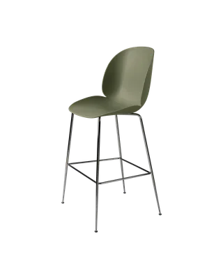 Beetle Bar Chair, Un-Upholstered van GUBI in Fern Green, Black Chrome, Conic base – productfoto 3 van 3