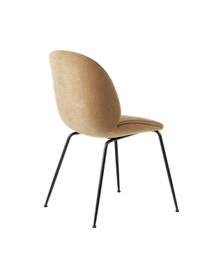 Beetle Dining Chair, Fully Upholstered von GUBI in Belsuede Special FR, Dedar (003, Standard), Conic base, Matt Black – Produktfoto 3 von 5