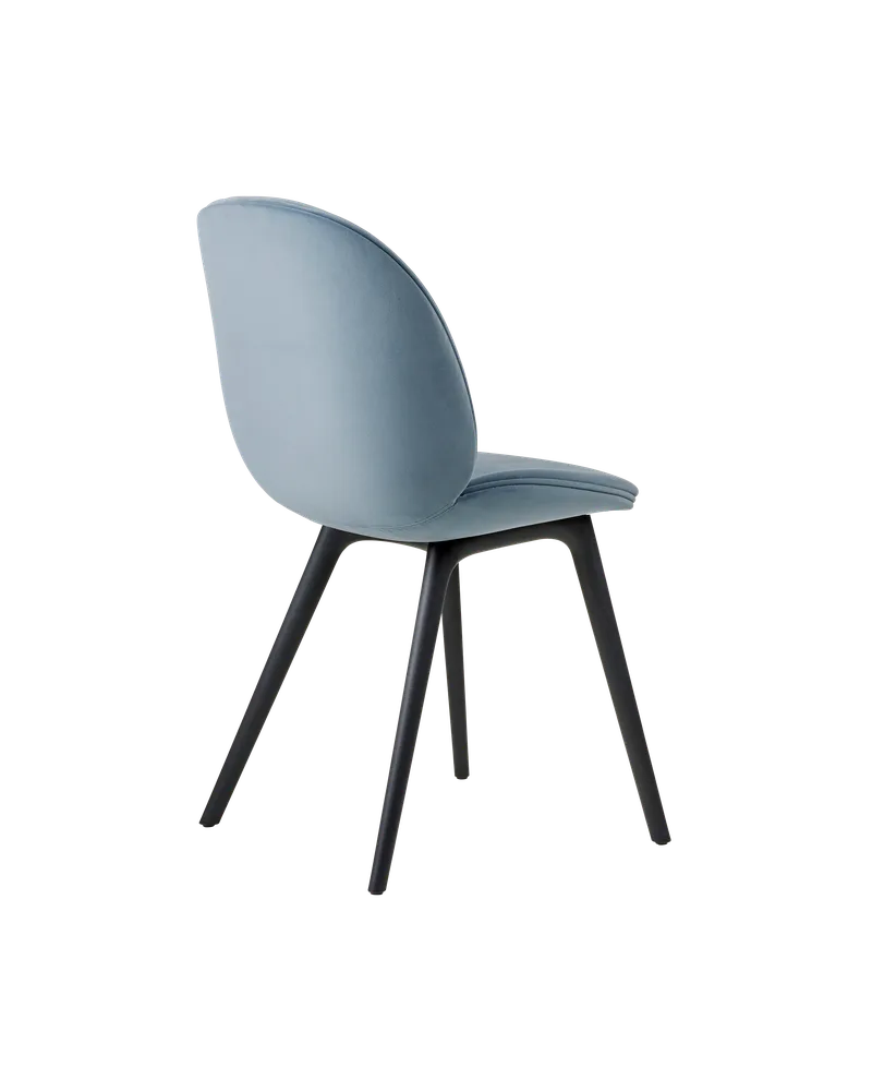 Beetle Dining Chair, Fully Upholstered von GUBI in Sunday, Dedar (002, Standard), Plastic base, Black – Produktfoto 3 von 5