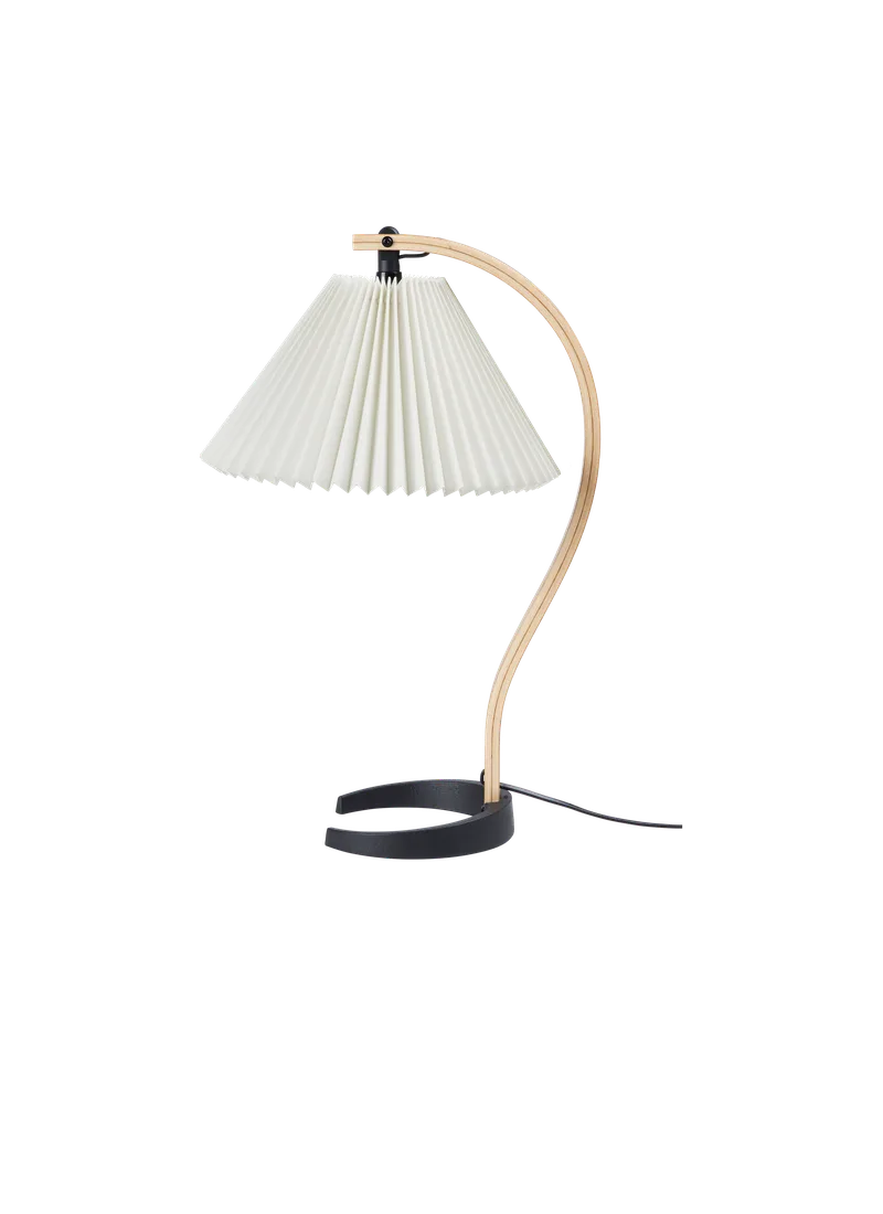 Timberline Table Lamp by GUBI in White, Oak/Birch, EU – product photo