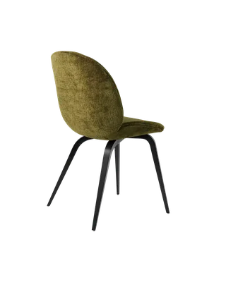 Beetle Dining Chair, Fully Upholstered von GUBI in Mumble, Glamour Group (40, Standard), Wood base, Black Stained Beech – Produktfoto 4 von 5