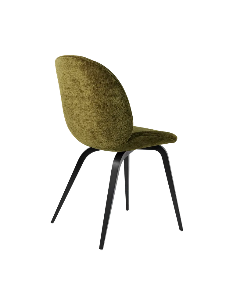 Beetle Dining Chair, Fully Upholstered von GUBI in Mumble, Glamour Group (40, Standard), Wood base, Black Stained Beech – Produktfoto 4 von 5