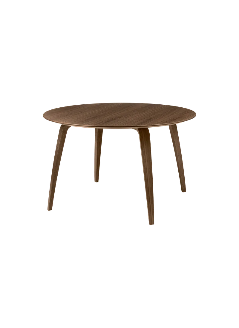 GUBI Dining Table, Round de GUBI en American Walnut Matt Lacquered, American Walnut Matt Lacquered, Ø120 – photo du produit