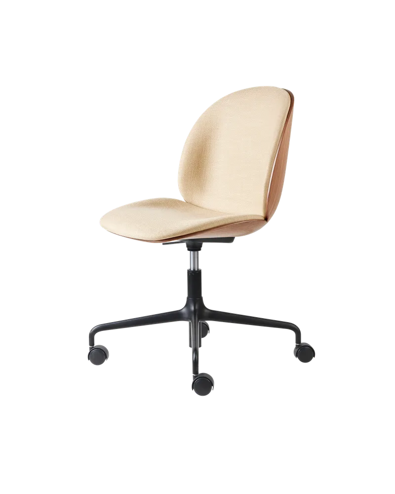 Beetle Meeting Chair, 3D Veneer & Front Upholstered van GUBI in Flair Special FR, Dedar (134, Standard), American Walnut Semi Matt Lacquered, Height adjustable 4-star base w. castors, Matt Black – productfoto 3 van 3