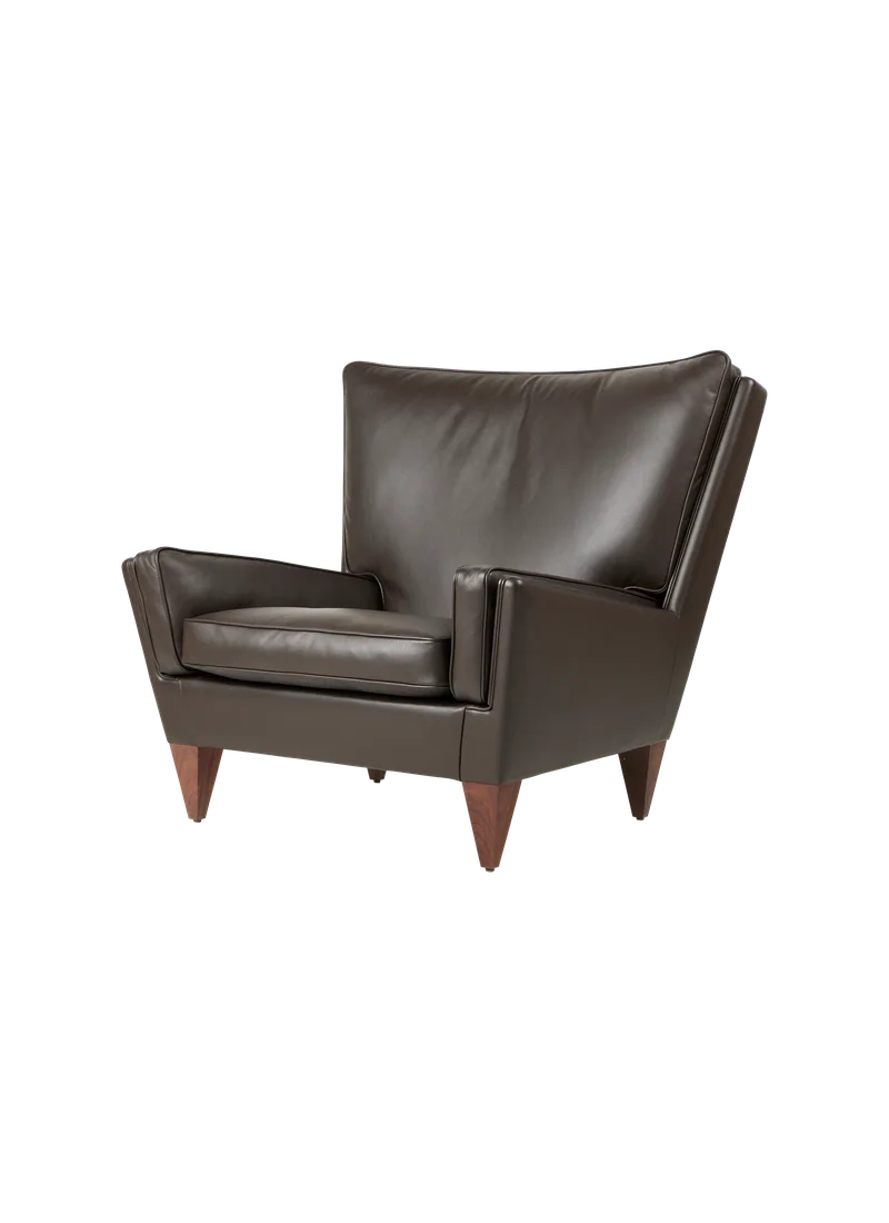 V11 Lounge Chair by GUBI in Smooth leather, GUBI (Coffee, Standard), Solid American Walnut (Oiled) – product photo