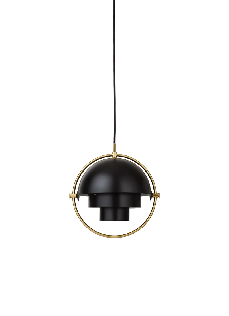 Multi-Lite Pendant von GUBI in Black Semi Matt, Brass, Ø22,5 × 11 cm, EU – Produktfoto