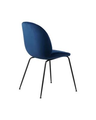 Beetle Dining Chair, Fully Upholstered von GUBI in Sunday, Dedar (003, Standard), Conic base, Matt Black – Produktfoto 3 von 5