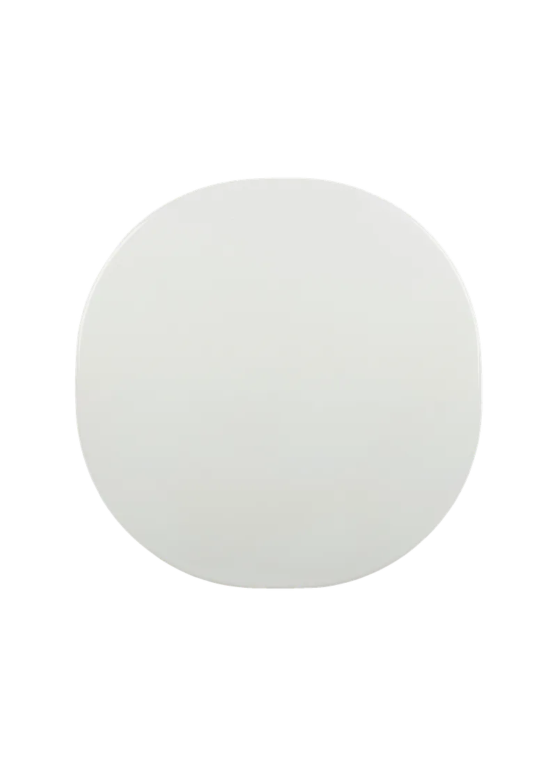 Carmel Bistro Lounge Table von GUBI in Clam White, Black Semi Matt, 75 × 75 cm – Produktfoto 3 von 4