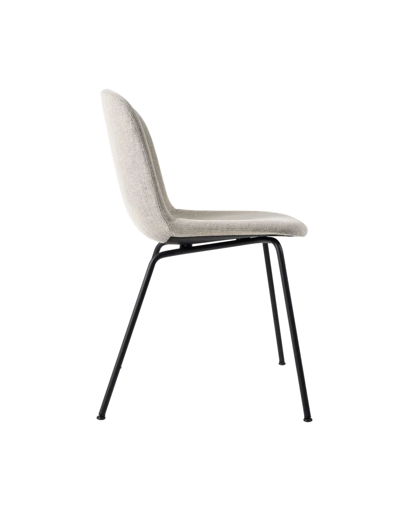 Brim Dining Chair, Set of 2 de GUBI en Guest, Kvadrat (0210, Standard) – photo du produit 2 sur 6