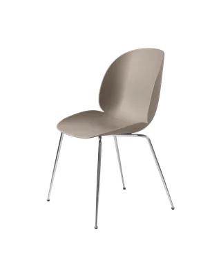 Beetle Dining Chair, Un-Upholstered van GUBI in New Beige, Conic base, Chrome – productfoto 3 van 3