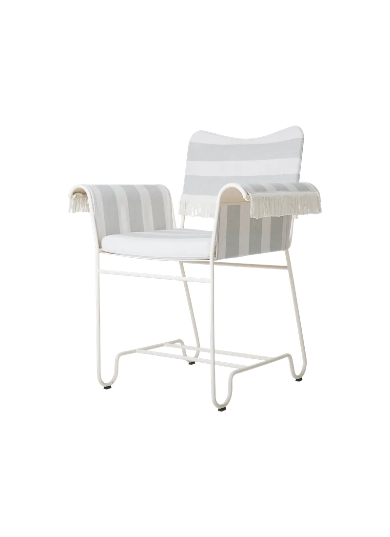 Tropique Dining Chair van GUBI in Leslie Stripe, Limonta (020, Standard), With, Classic White Semi Matt – productfoto