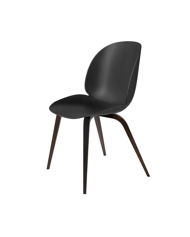 Beetle Dining Chair, Un-Upholstered von GUBI in Black, Wood base, Smoked Oak – Produktfoto 3 von 3