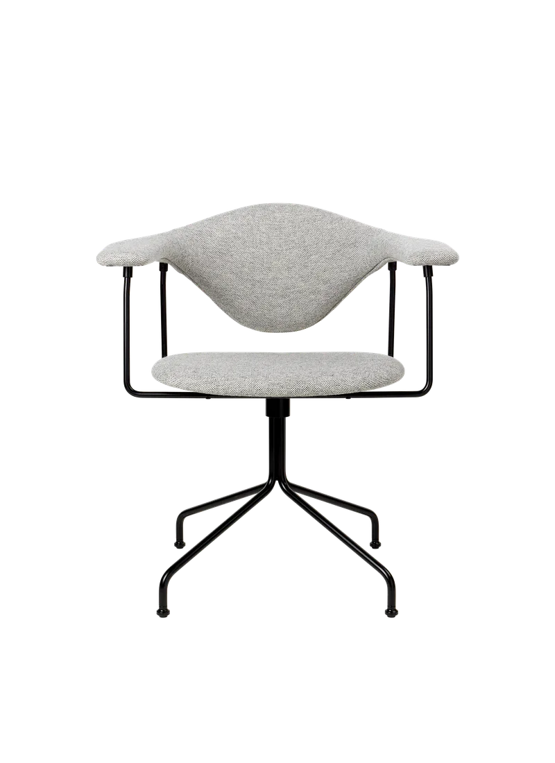 Masculo Meeting Chair, Fully Upholstered by GUBI in Hallingdal 65, Kvadrat (116, Standard), Black – product photo