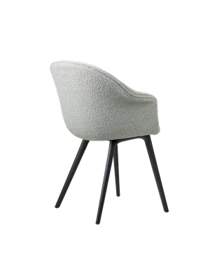 Bat Dining Chair, Fully Upholstered van GUBI in Karakorum, Dedar (004, Standard), Plastic base, Black – productfoto 2 van 4