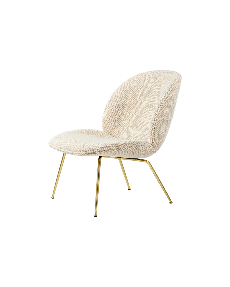 Beetle Lounge Chair de GUBI en Dora Boucle, Enzo Degli Angiuoni (0002, Standard), Brass Semi Matt – photo du produit 2 sur 2