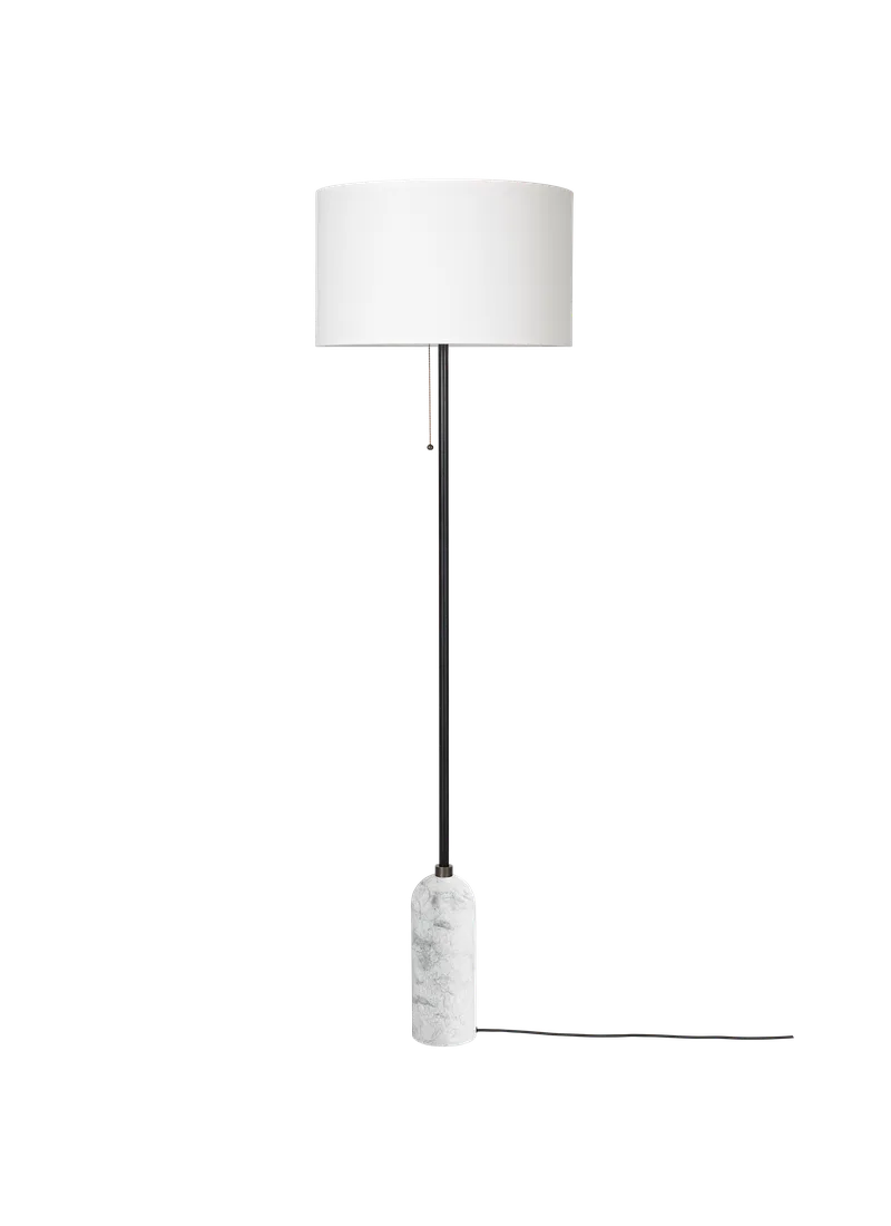 Gravity Floor Lamp van GUBI in White Marble, White, EU – productfoto