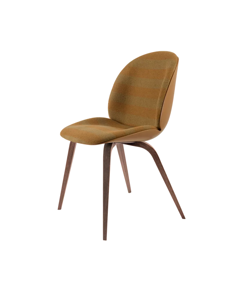 Beetle Dining Chair, Front Upholstered van GUBI in Kvadrat Sahco, Acca Stripe 0331, American Walnut, Amber Brown – productfoto 5 van 5