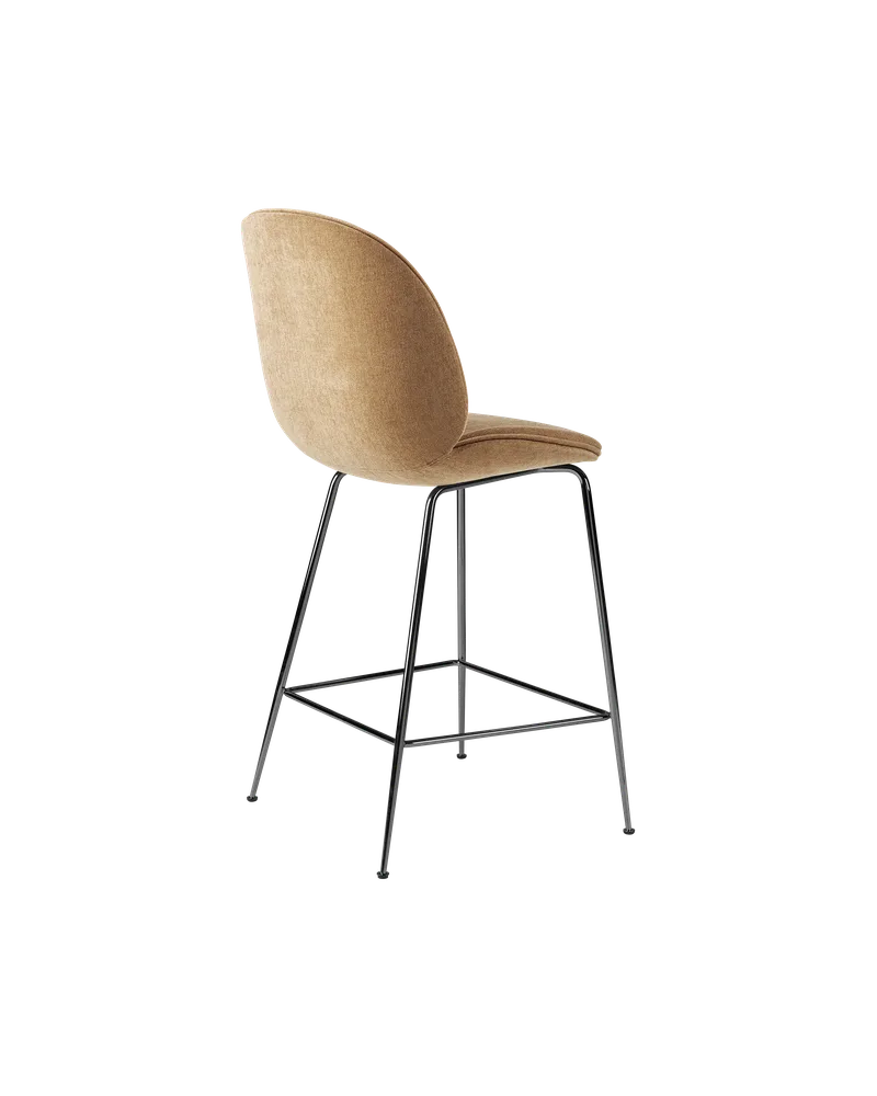 Beetle Counter Chair, Fully Upholstered von GUBI in Conic base, Black Chrome, Belsuede Special FR, Dedar (003, Standard) – Produktfoto 3 von 4