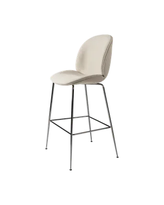 Beetle Bar Chair, Fully Upholstered von GUBI in Tempt Gabriel (60152), Black Chrome, Conic base – Produktfoto 4 von 4