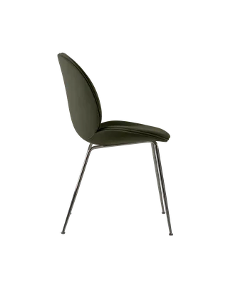 Beetle Dining Chair, Fully Upholstered von GUBI in Sunday, Dedar (018, Standard), Conic base, Black Chrome – Produktfoto 2 von 5