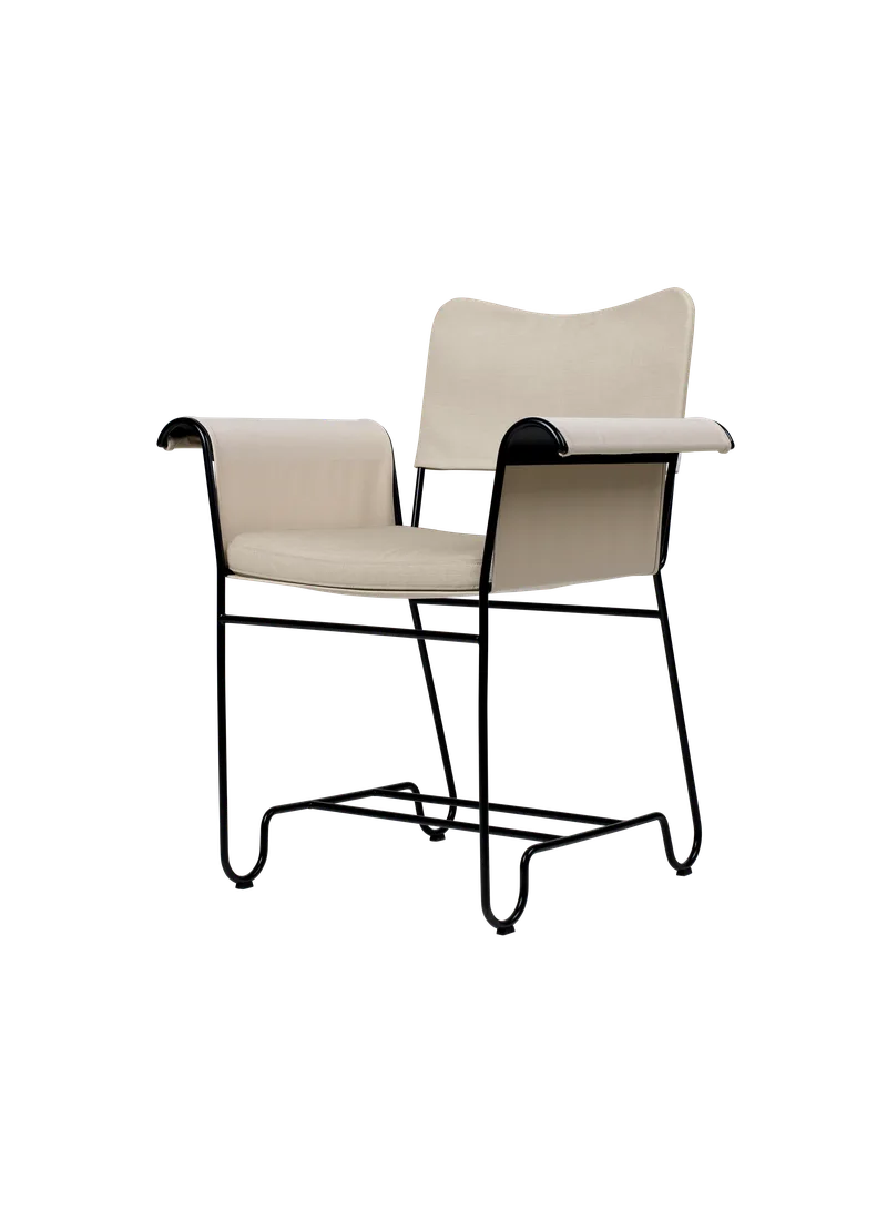 Tropique Dining Chair de GUBI en Leslie, Limonta (CAL 117 compliant) (12), Aucun, Classic Black – photo du produit