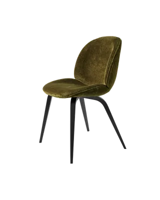 Beetle Dining Chair, Fully Upholstered von GUBI in Mumble, Glamour Group (40, Standard), Wood base, Black Stained Beech – Produktfoto 5 von 5