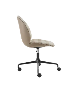 Beetle Meeting Chair, 3D Veneer & Front Upholstered by GUBI in Kvadrat Sahco, Acca Stripe 0131, New Beige, Height adjustable 4-star base w. castors, Matt Black – product photo 2 of 5