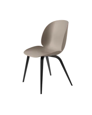 Beetle Dining Chair, Un-Upholstered von GUBI in New Beige, Wood base, Black Stained Beech Semi Matt Lacquered – Produktfoto 3 von 3
