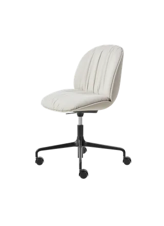 Beetle Soft Meeting Chair by GUBI in Reales, GUBI (001, Standard), Height adjustable 4-star base w. castors – product photo 3 of 3