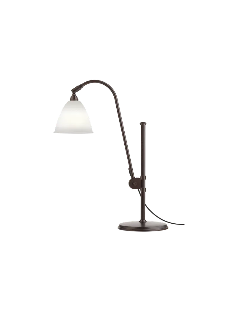 Bestlite BL1 Table Lamp van GUBI in Bone China, Black Brass, EU – productfoto 1 van 4