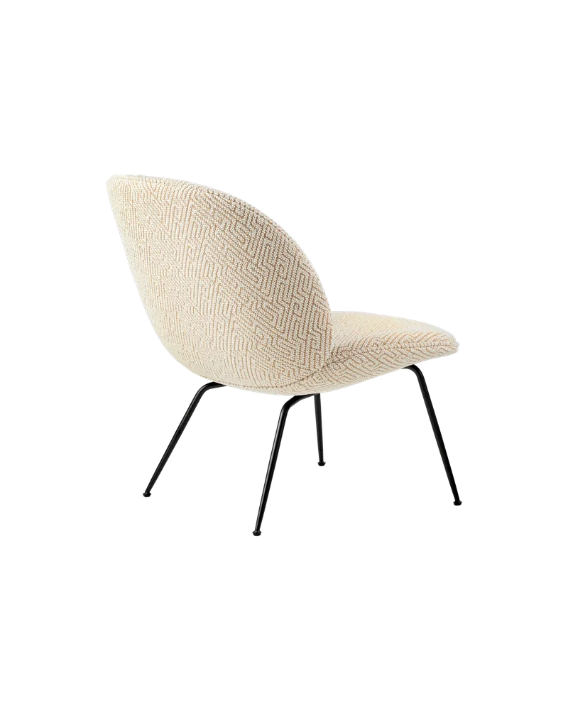 Beetle Lounge Chair by GUBI in Dora Boucle, Enzo Degli Angiuoni (0002, Standard), Matt Black – product photo 1 of 2