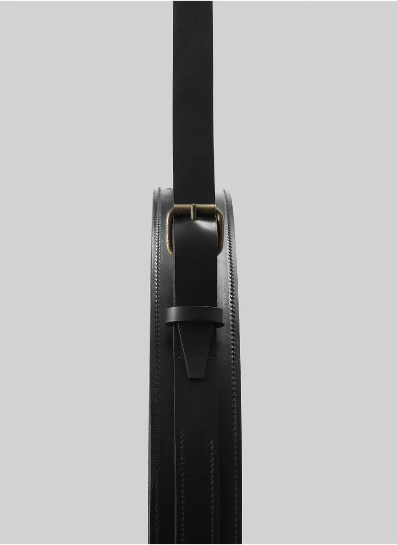 Adnet Wall Mirror, Circular by GUBI in Black Leather, Ø45 cm – interior photo 4 of 6