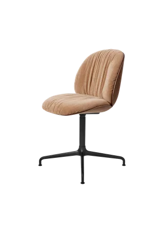 Beetle Soft Meeting Chair by GUBI in Belsuede Special FR, Dedar (132, Standard), 4-star base – product photo 1 of 2